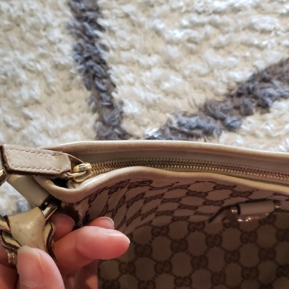 Authentic Gucci tote - Picture 7 of 8